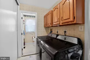 307 Sharon Ct, King of Prussia, PA 19406 - Photo 15