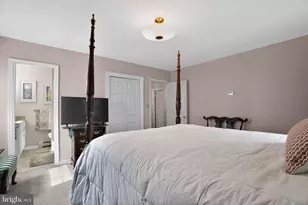 1000 Brookwood Dr, Pottstown, PA 19464 - Photo 23