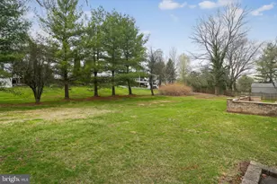 1000 Brookwood Dr, Pottstown, PA 19464 - Photo 35