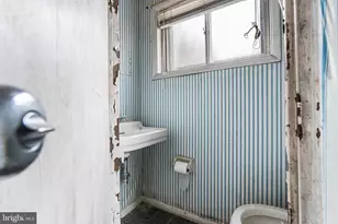 1542 Daws Rd, Blue Bell, PA 19422 - Photo 35