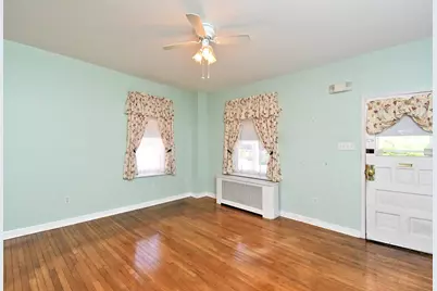 15 Egypt, Norristown, PA 19403 - Photo 5