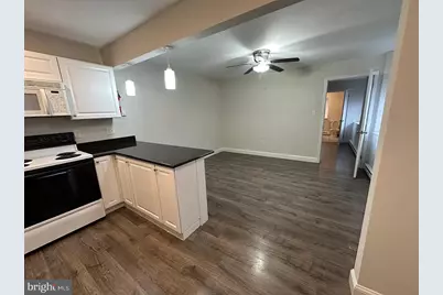 25 W 5th Avenue #1, Collegeville, PA 19426 - Photo 3