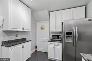 556 Anne St, Huntingdon Valley, PA 19006 - Photo 35