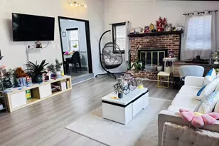 556 Anne St, Huntingdon Valley, PA 19006 - Photo 3