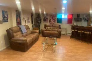 633 Turf Ln, Conshohocken, PA 19428 - Photo 9