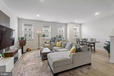 46 Continental Way, Bridgeport, PA 19405 - Photo 3