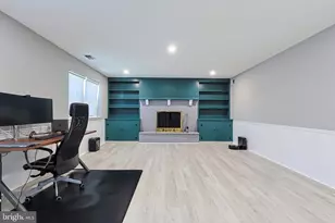 1950 Valley, Meadowbrook, PA 19046 - Photo 29