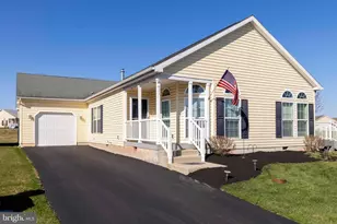 411 Dandelion Dr, Blue Bell, PA 19422 - Photo 1