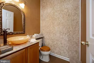 7017 Windswept Ln, Norristown, PA 19403 - Photo 9