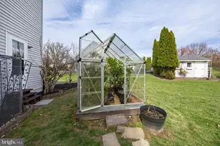 7017 Windswept Ln, Norristown, PA 19403 - Photo 35