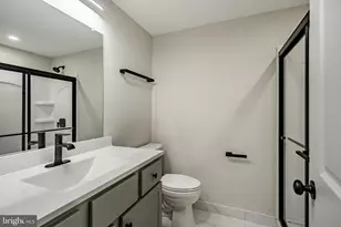 523 Grove St, Bridgeport, PA 19405 - Photo 15