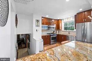 1411 Sandwood Rd, Conshohocken, PA 19428 - Photo 13