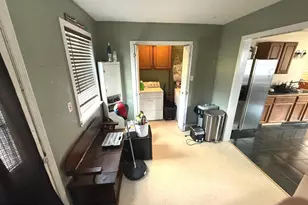 321 W Chestnut St, Pottstown, PA 19464 - Photo 5