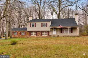 104 Woodland Dr, Lansdale, PA 19446 - Photo 1