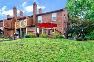 111 Honey Locust Ct, Collegeville, PA 19426 - Photo 3