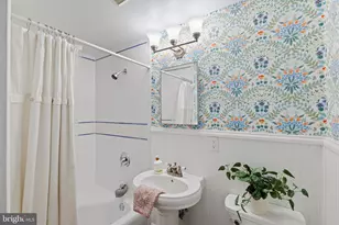 100 E 6th Ave, Conshohocken, PA 19428 - Photo 17