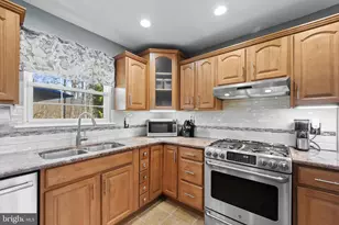 2288 Rebecca Dr, Hatfield, PA 19440 - Photo 11