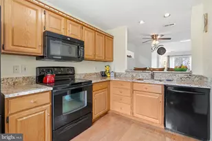 1842 Rosewood Ct, Pottstown, PA 19464 - Photo 7