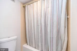 10204 Valley Forge Cir, King of Prussia, PA 19406 - Photo 43