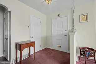 607 Glenn Valley Dr, Norristown, PA 19401 - Photo 5