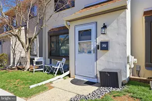 22 Fitzwatertown Rd, Willow Grove, PA 19090 - Photo 27