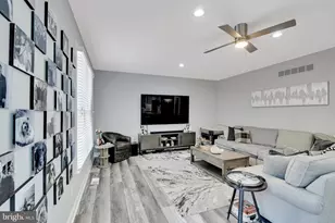 407 Merion Hill Ln, Conshohocken, PA 19428 - Photo 17