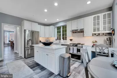 407 Merion Hill Lane, Conshohocken, PA 19428 - Photo 13