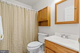 671 Daisy Ln, Pennsburg, PA 18073 - Photo 31