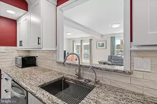 671 Daisy Ln, Pennsburg, PA 18073 - Photo 9