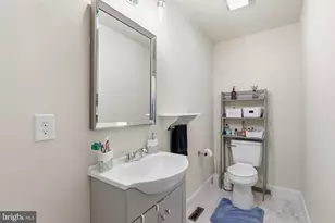 201 Hampton Ct, Harleysville, PA 19438 - Photo 19