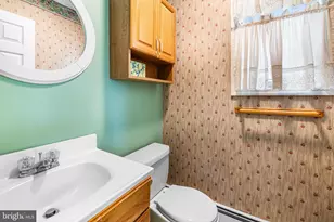 1991 Maplewood Ave, Abington, PA 19001 - Photo 11