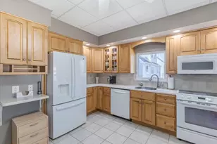 319 Margaretta Ave, Huntingdon Valley, PA 19006 - Photo 9