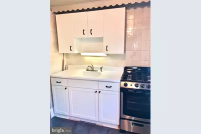 4001 Center Avenue #SECOND FLOOR, Lafayette Hill, PA 19444 - Photo 5