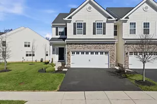 109 Briarwood Ln, Colmar, PA 18915 - Photo 3