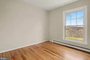 305 Green Hill Rd, Telford, PA 18969 - Photo 15