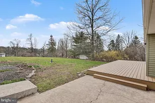 305 Green Hill Rd, Telford, PA 18969 - Photo 23