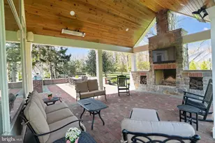 1419 Royal Oak Dr, Blue Bell, PA 19422 - Photo 5