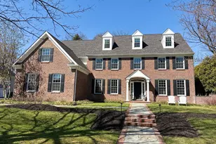 1419 Royal Oak Dr, Blue Bell, PA 19422 - Photo 1