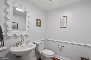 1419 Royal Oak Dr, Blue Bell, PA 19422 - Photo 13