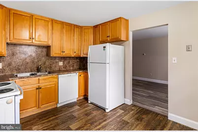 429 Edgemont Avenue, Lansdale, PA 19446 - Photo 3