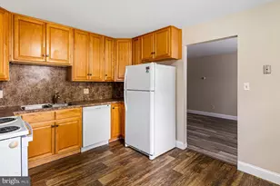 429 Edgemont Ave, Lansdale, PA 19446 - Photo 3