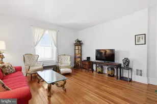 608 Washington Ln, Jenkintown, PA 19046 - Photo 3