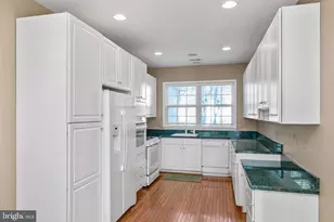 376 Hobson Pl, Blue Bell, PA 19422 - Photo 9