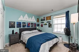 2062 Berkeley Dr, Pennsburg, PA 18073 - Photo 15