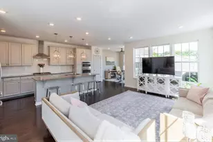 325 Goldman Dr, Phoenixville, PA 19460 - Photo 19