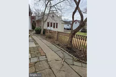 102 W Broad Street #1 ST FLOOR APRTMENT, Souderton, PA 18964 - Photo 3