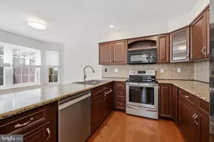 100 Larkspur Ln, Ambler, PA 19002 - Photo 7