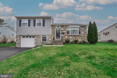 31 W End Drive, Lansdale, PA 19446 - Photo 1