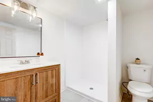 203 Meng Rd, Schwenksville, PA 19473 - Photo 27