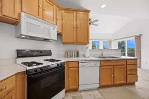 2012 Stony Creek Rd, Lansdale, PA 19446 - Photo 5
